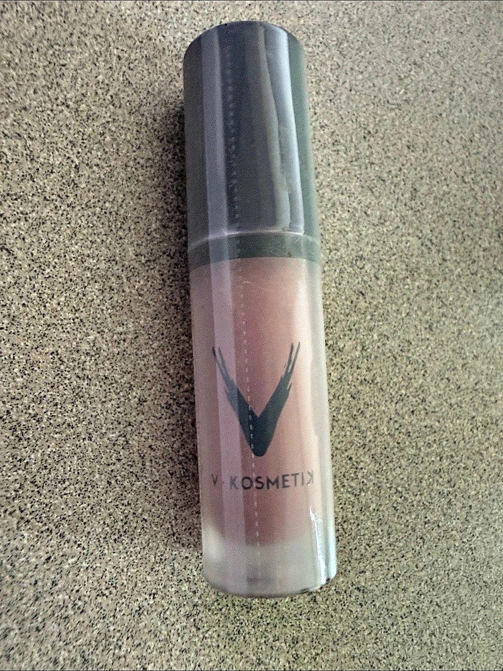 V Kosmetik Faith Pink Lipstick NWT